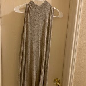 Gray Sleeveless Maxi Dress, no size listed but fits as S-M